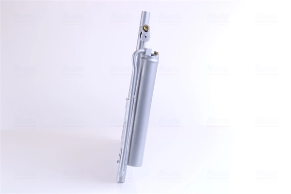Радіатор кондиціонера 940126 Nissens