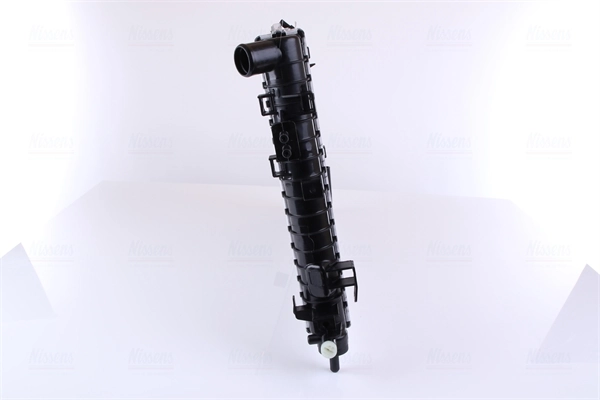 Радіатор основний Nissens 630768 ціна, від 119.60 USD