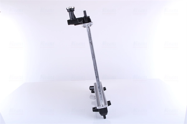 Радіатор основний Nissens 67610 ціна, від 91.16 USD