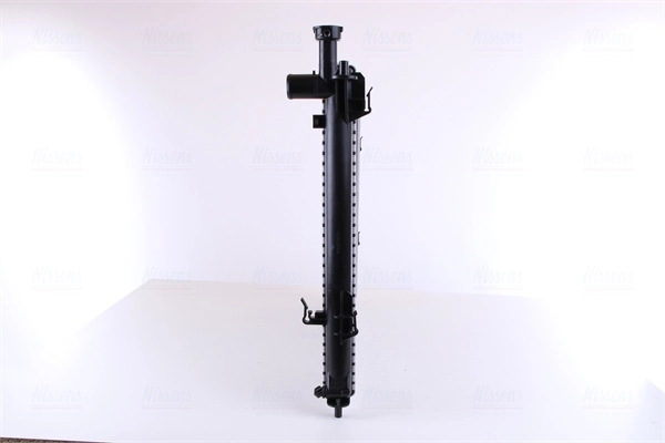 Радіатор основний Nissens 67521 ціна, від 100.65 USD