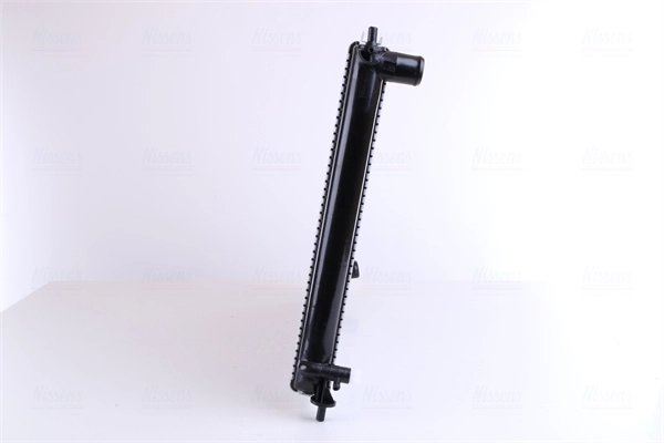 Радіатор охолодження двигуна на Hyundai H-1 STAREX Starex 