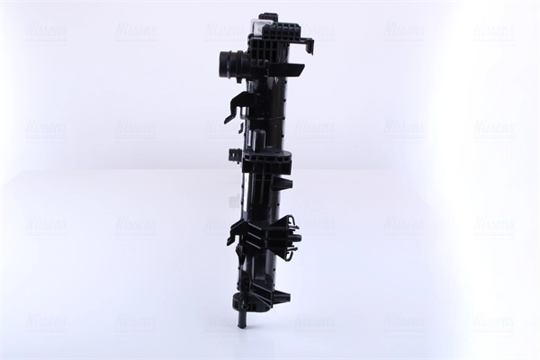 Радіатор основний Nissens 617879 ціна, від 138.59 USD