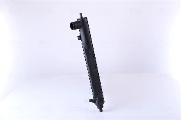 Радіатор основний Nissens 616671 ціна, від 68.43 USD