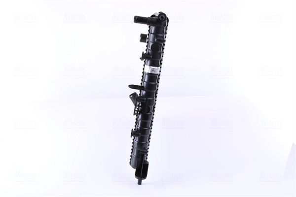 Радіатор основний Nissens 63884 ціна, від 41.04 USD