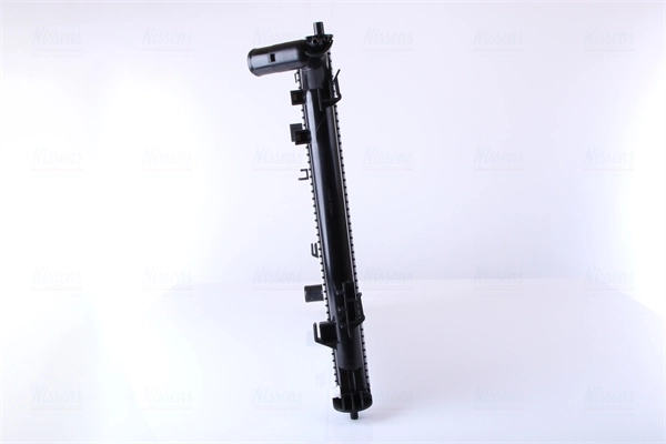 Радіатор основний Nissens 606605 ціна, від 133.23 USD
