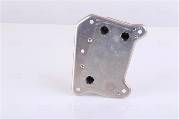 Радіатор масляний Nissens 90581 ціна, від 34.85 USD