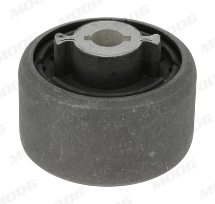 Сайлентблок переднього нижнього важеля на Ford Focus IV HN