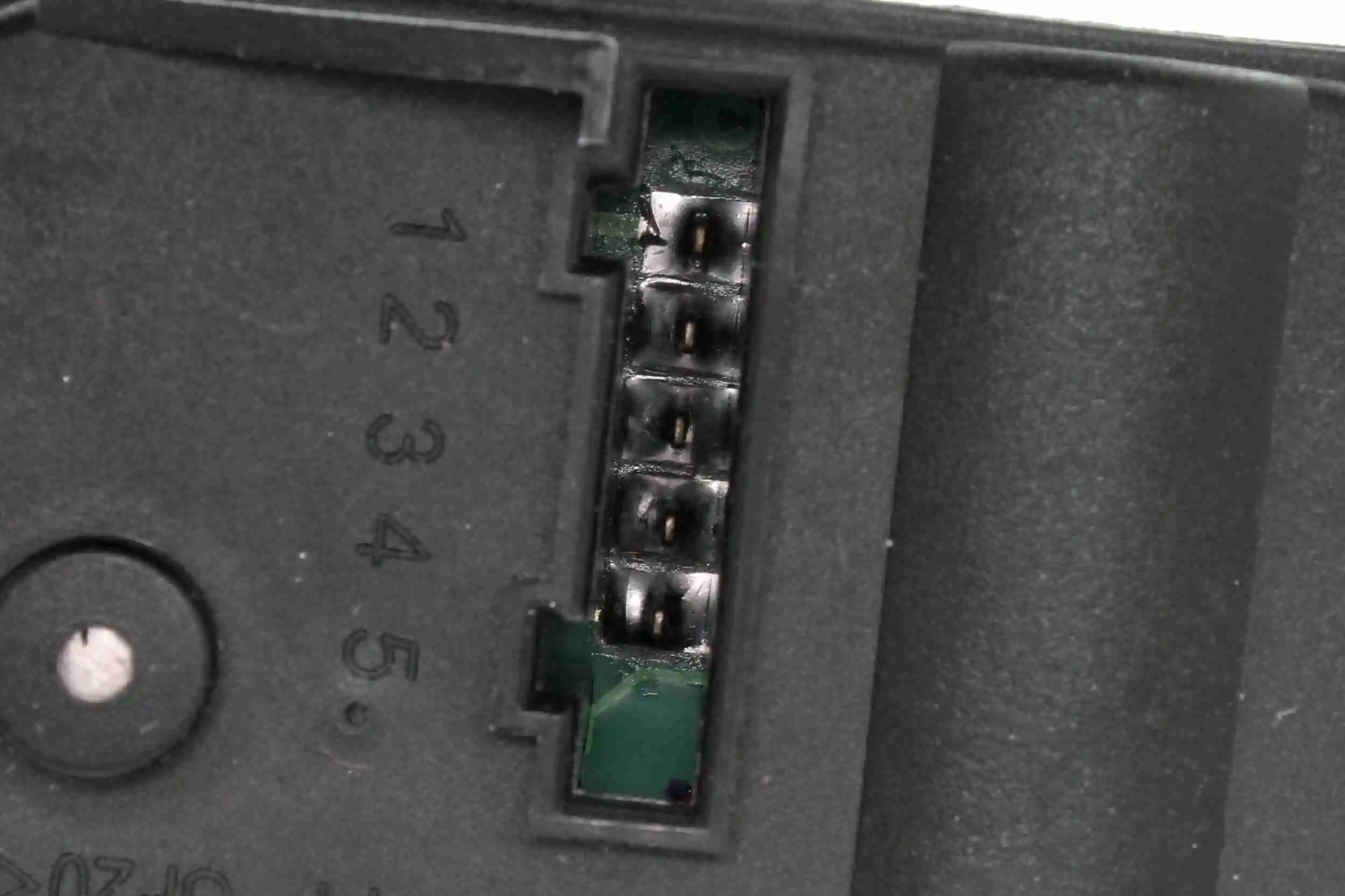 V10771002 Vemo Мотор заслінки рециркуляції повітря