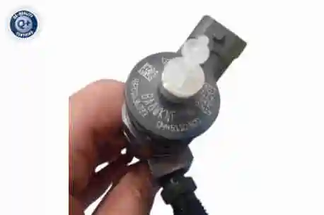 Паливні форсунки 445110800 Bosch