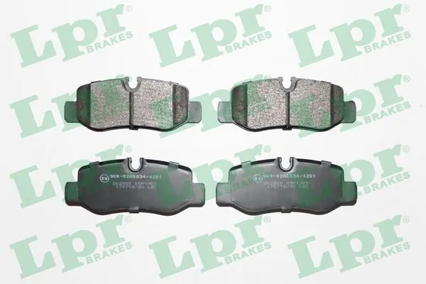05P1905 LPR Колодки гальмівні задні, дискові