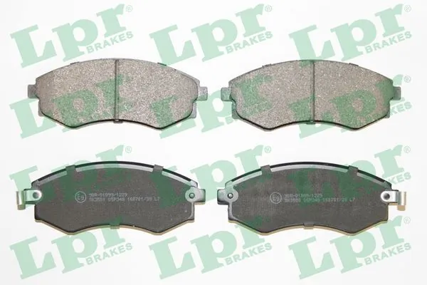 05P348 LPR Передні гальмівні колодки