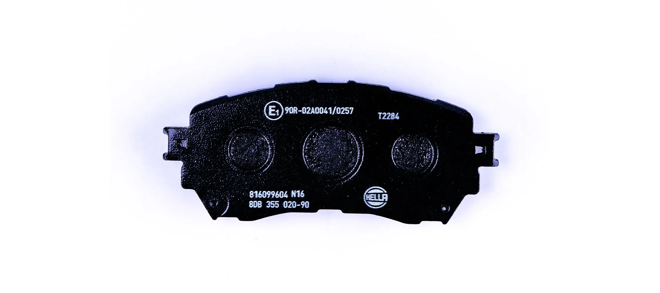 8DB355020901 HELLA Передні гальмівні колодки
