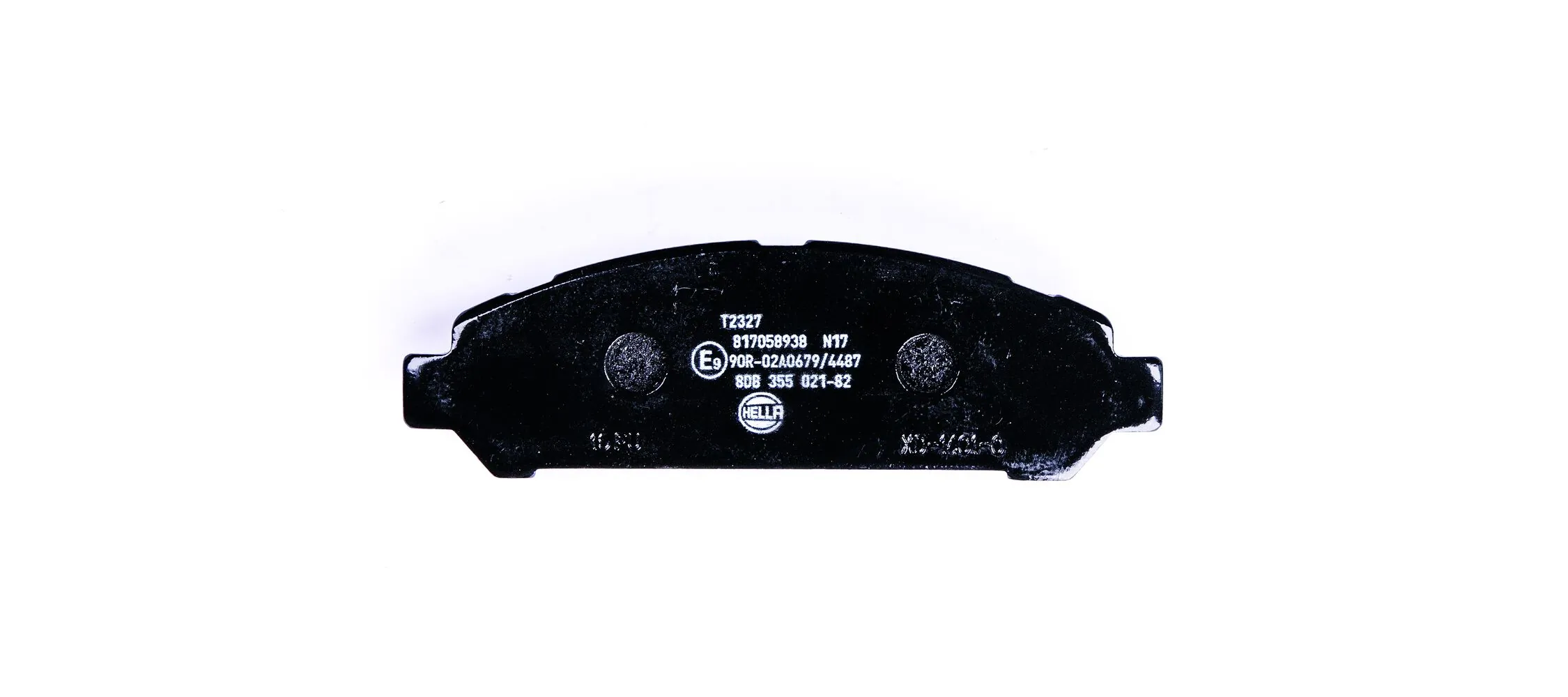 8DB355021821 HELLA Передні гальмівні колодки