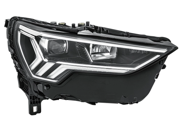 Основна фара - вставка на Audi Q3  F3B