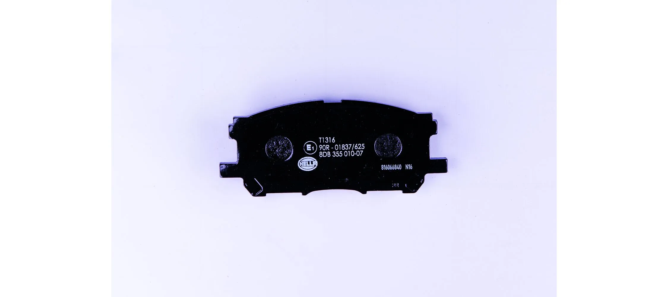 8DB355010071 HELLA Передні гальмівні колодки