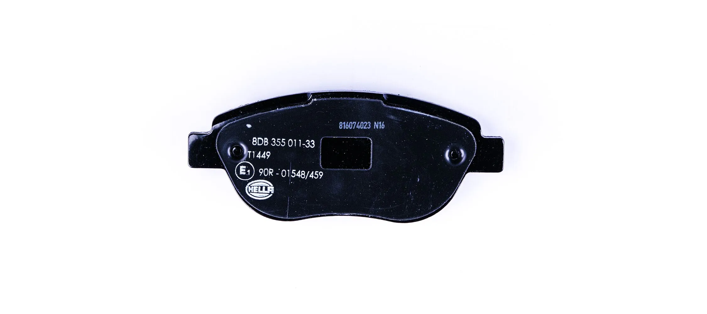 8DB355011331 HELLA Передні гальмівні колодки