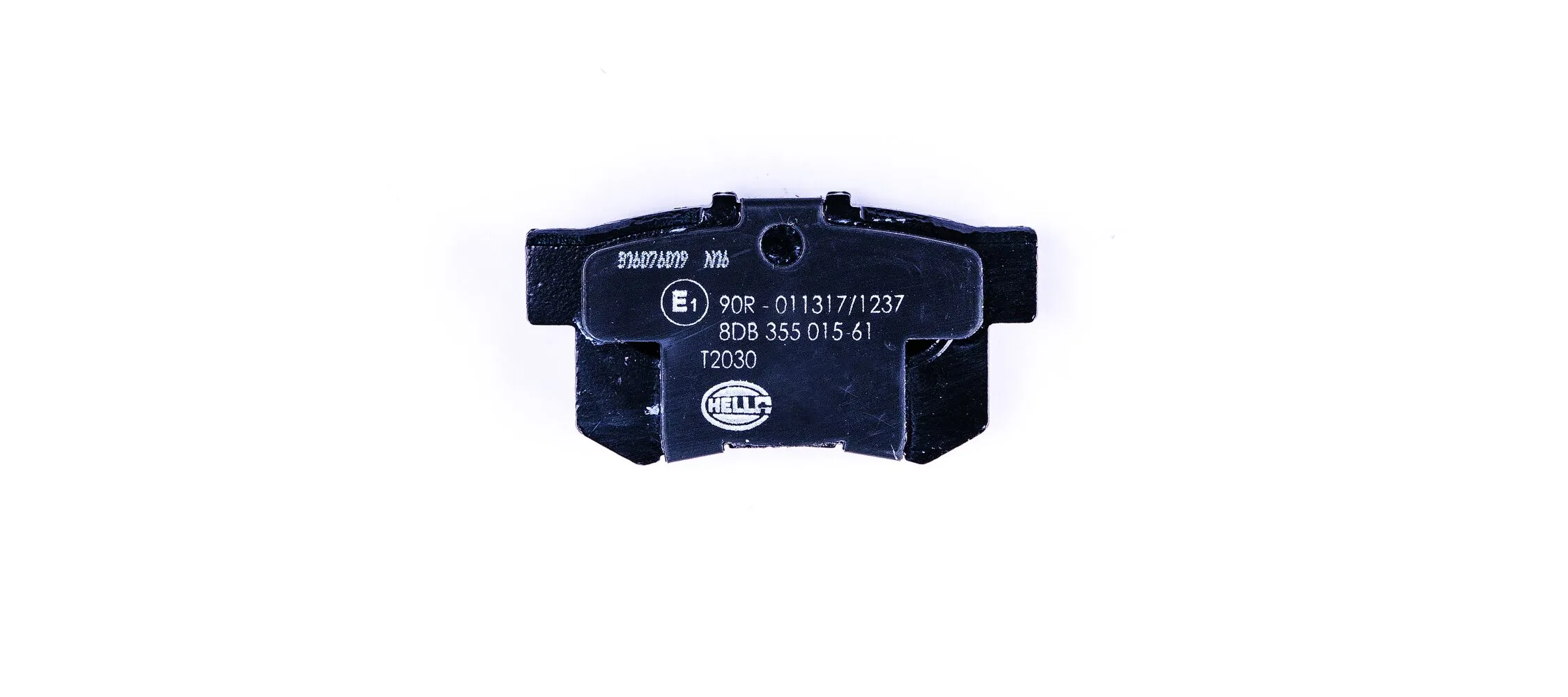 8DB355015611 HELLA Колодки гальмівні задні, дискові