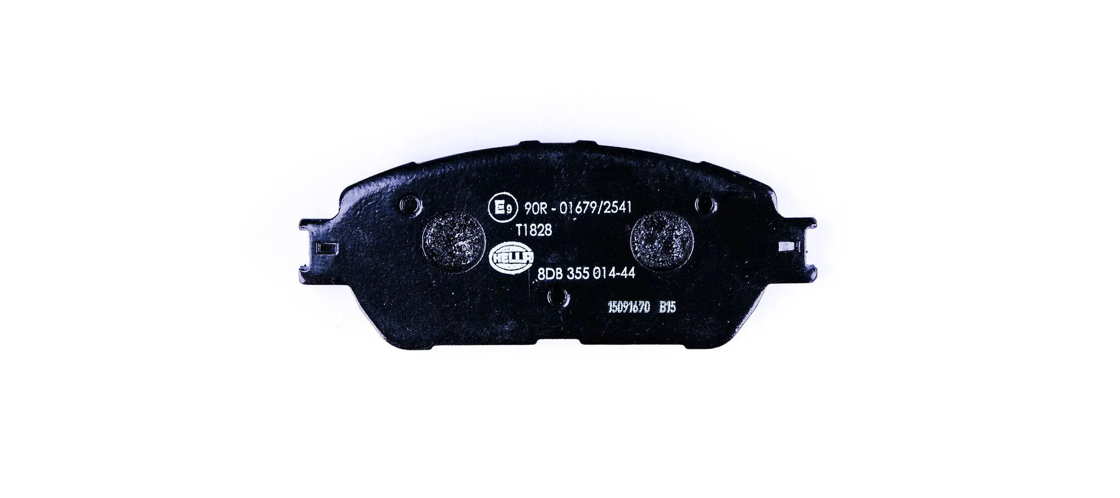 8DB355014441 HELLA Передні гальмівні колодки