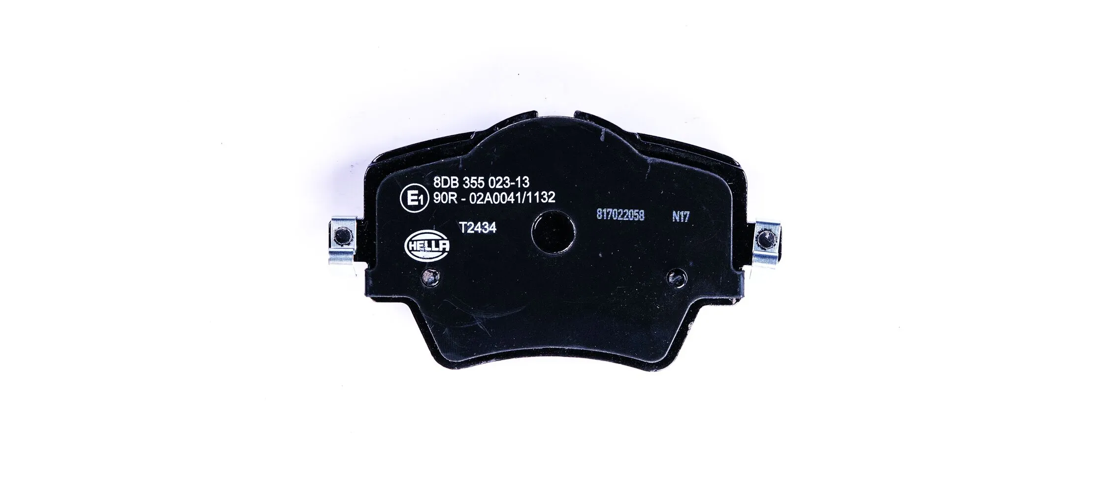 8DB355023131 HELLA Передні гальмівні колодки