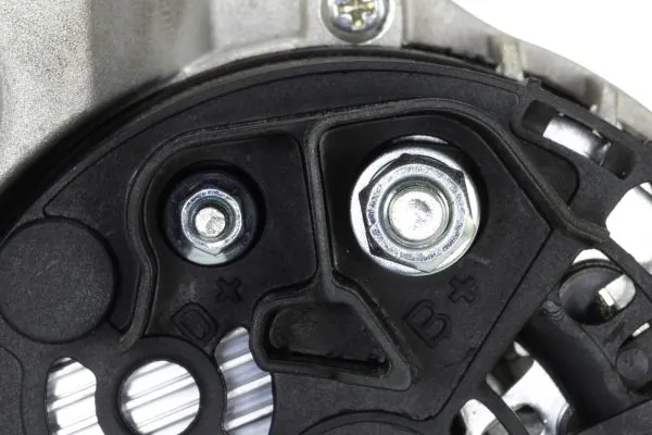  Генератор Fiat Doblo 1