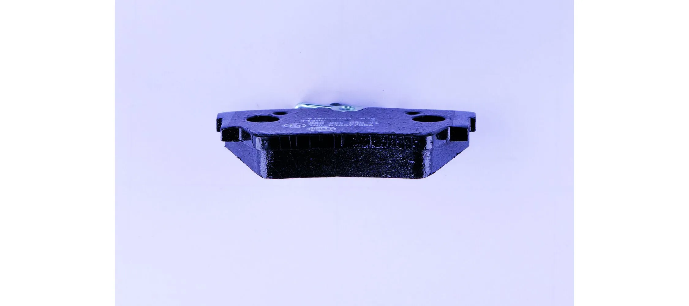 Задні гальмівні колодки HELLA 8DB355010761 ціна, від 19.71 USD