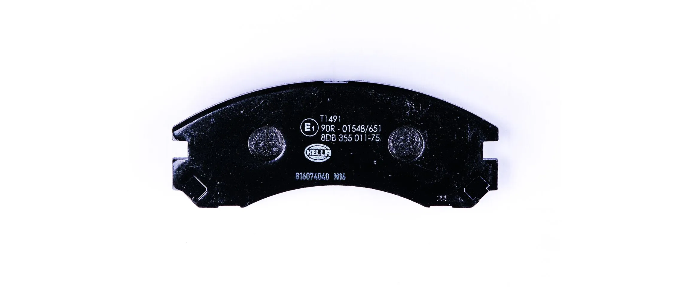 8DB355011751 HELLA Передні гальмівні колодки
