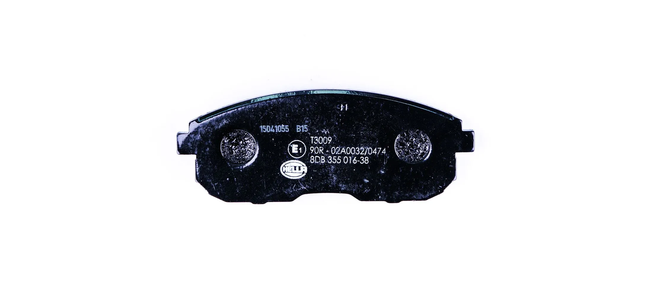 8DB355016381 HELLA Передні гальмівні колодки
