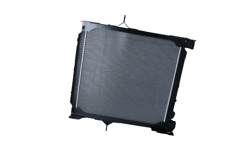 Купити 7420810095 Renault (RVI) Радіатор двигуна