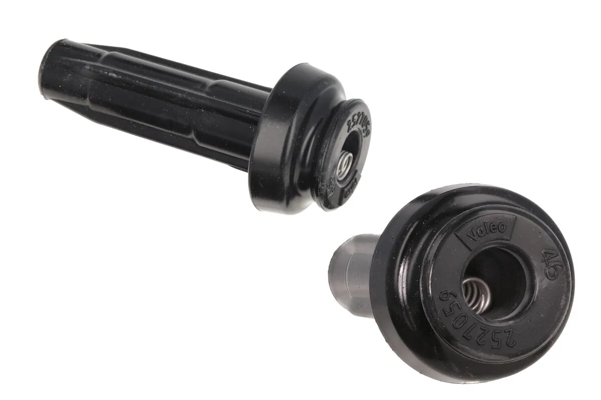 Накінечник свічки запалювання VALEO 245233 ціна, від 39.61 USD