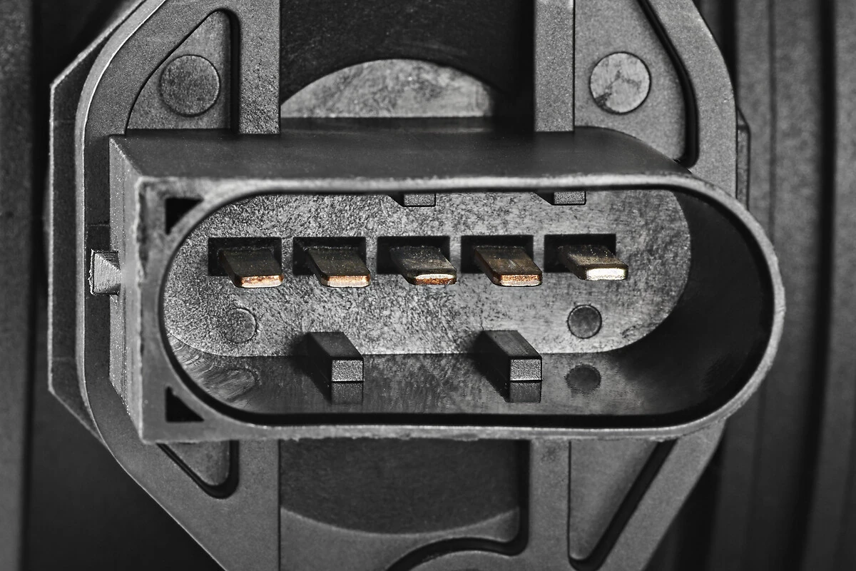 Датчик масової витрати повітря VALEO 253707 ціна, від 43.89 USD