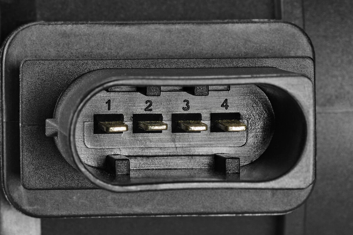 Датчик масової витрати повітря VALEO 253717 ціна, від 107.21 USD