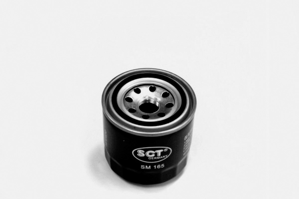 Фільтр масла на Suzuki Swift II AH, AJ