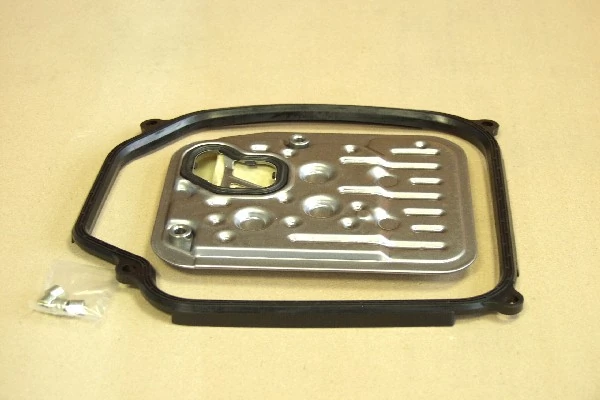 Масло в коробку автомат на Audi 80 B4 8C2