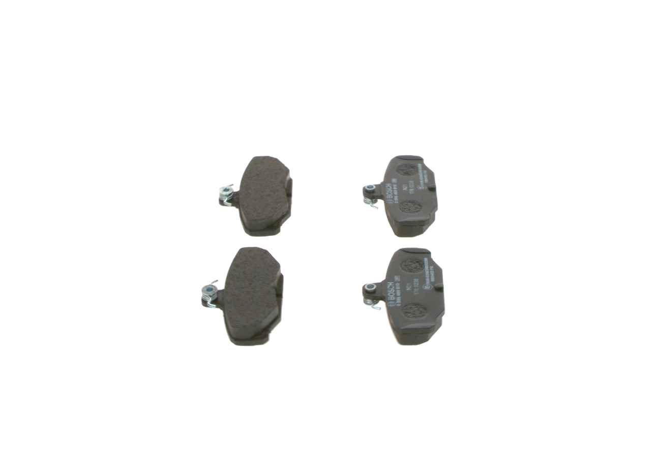 Задні гальмівні колодки Bosch 0986469810 ціна, від 14.30 USD