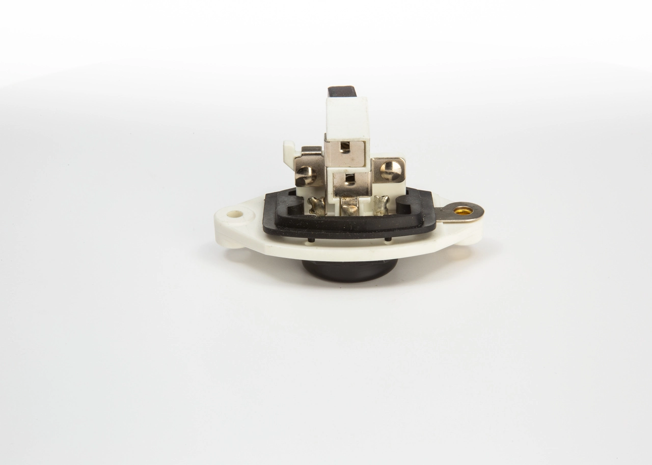Купити 1986AE0007 Bosch Реле регулятор напруги генератора