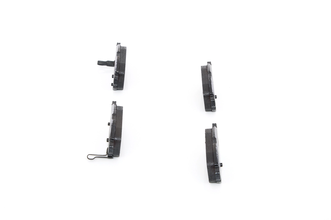 Задні гальмівні колодки Bosch 0986494748 ціна, від 31.32 USD