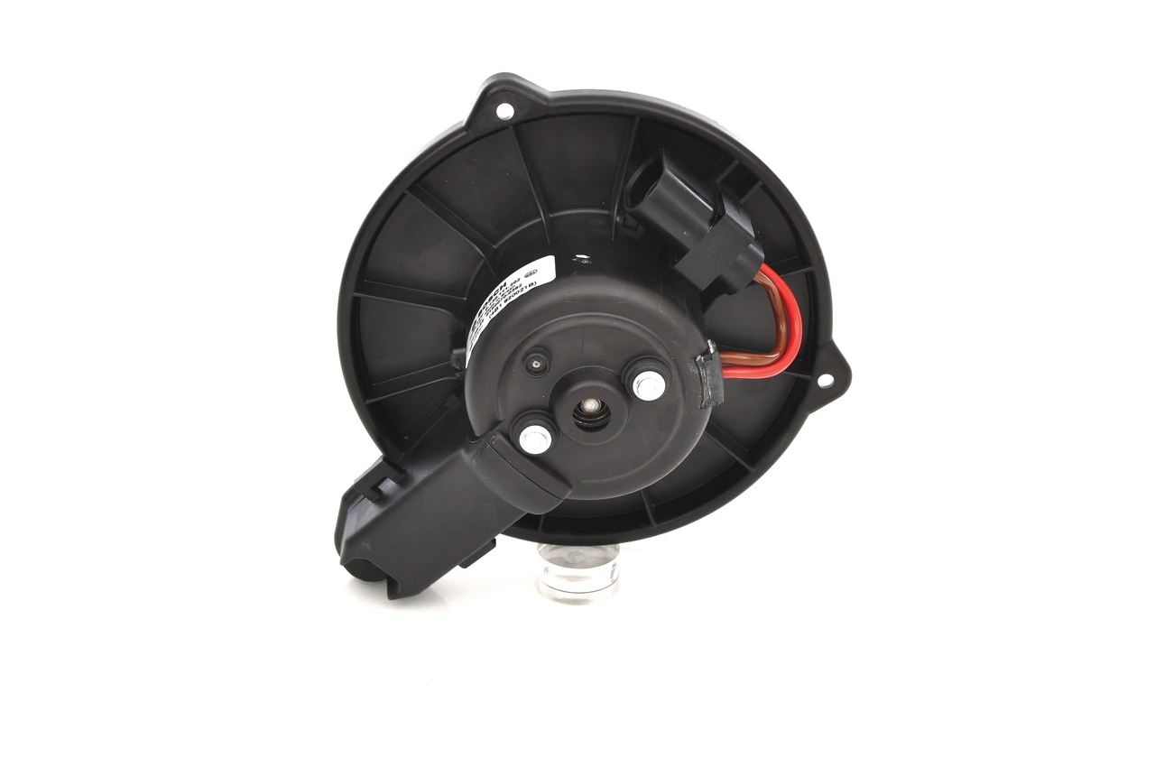 0130111202 Bosch Електромотор пічки