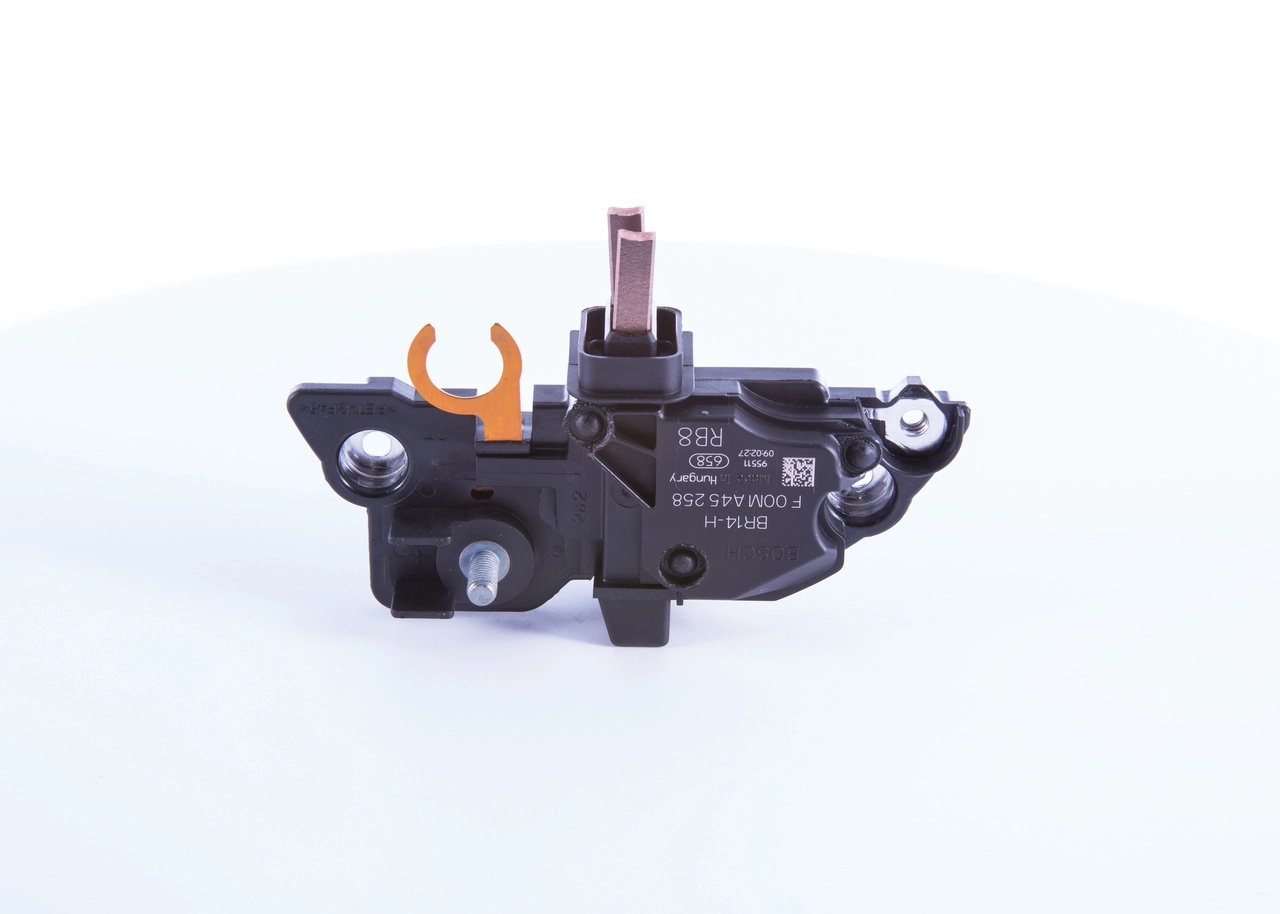 F00MA45258 Bosch Реле-регулятор (напруги)
