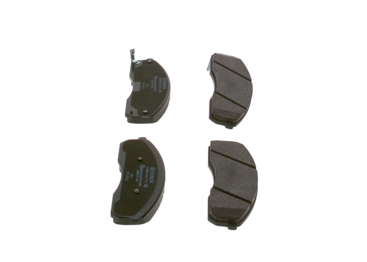 Купити 0986424714 Bosch Колодки гальмівні передні, дискові