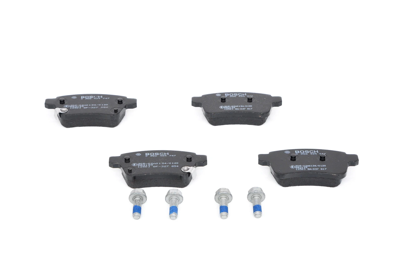 Гальмівні колодки Bosch 0986494747 ціна, від 26.62 USD