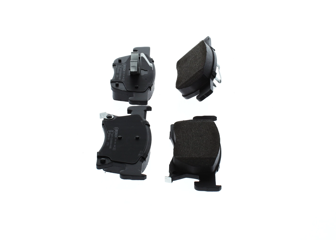 0986424989 Bosch Передні гальмівні колодки