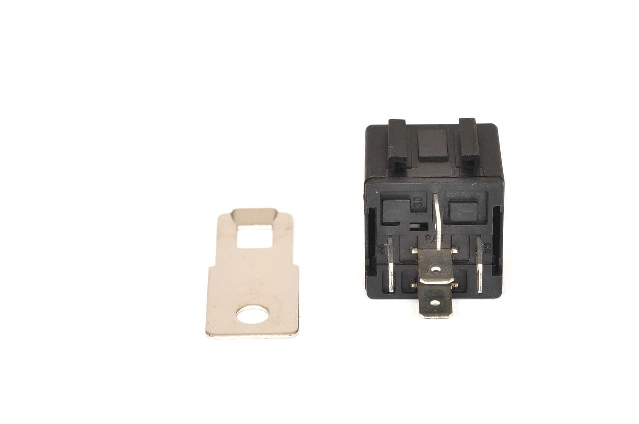 Автомобільні реле поворотів Bosch 0986AH0625 ціна, від 1.67 USD
