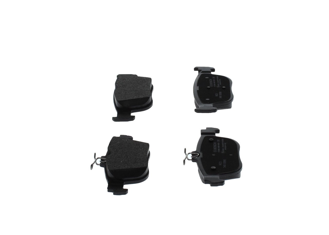 Задні гальмівні колодки Bosch 0986460083 ціна, від 32.87 USD
