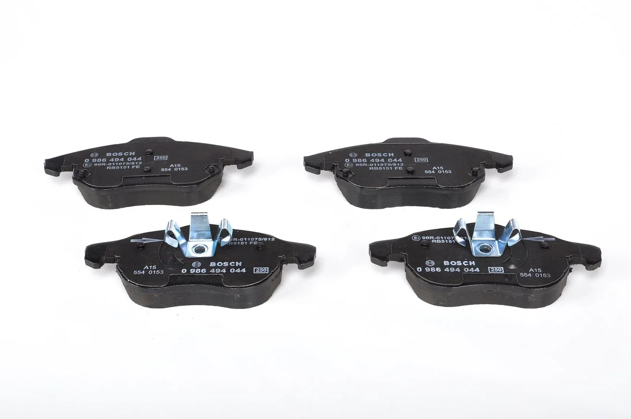 0986494044 Bosch Передні гальмівні колодки