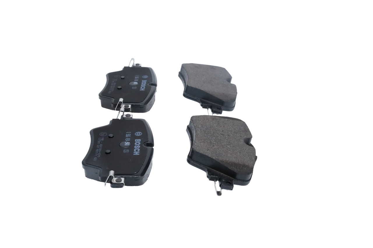 0986494940 Bosch Передні гальмівні колодки
