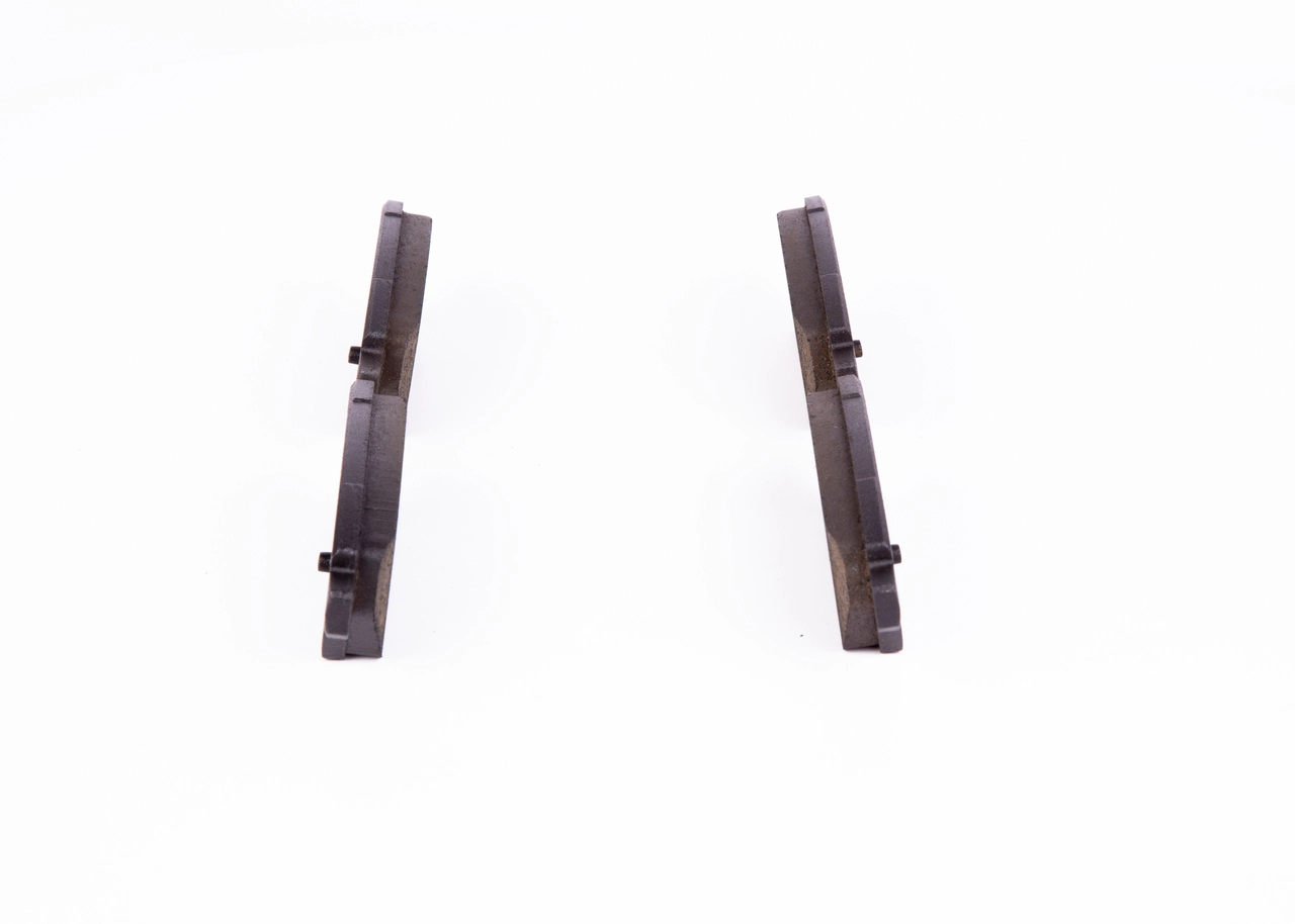 Задні гальмівні колодки Bosch 0986460057 ціна, від 42.67 USD
