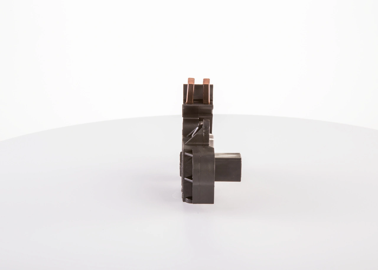 Реле зарядки генератора Bosch F00M346098 ціна, від 27.96 USD