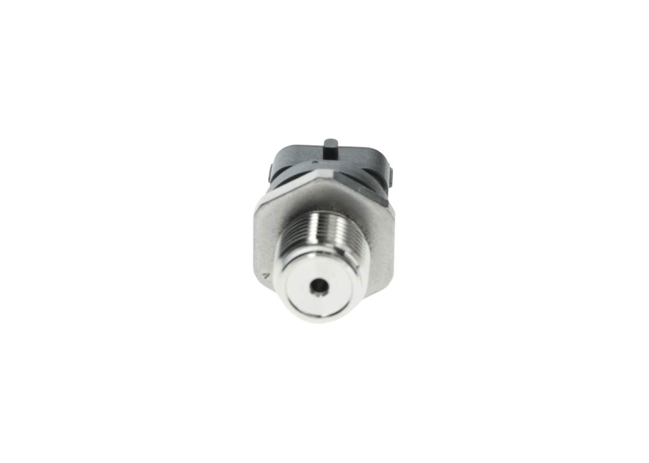 Датчик тиску палива Bosch 0281007113 ціна, від 71.59 USD