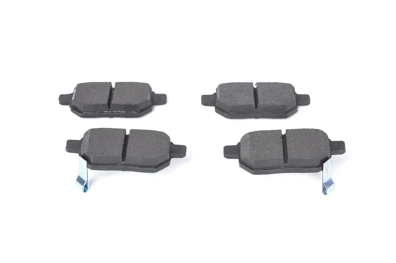 Задні гальмівні колодки Bosch 0986494255 ціна, від 23.42 USD
