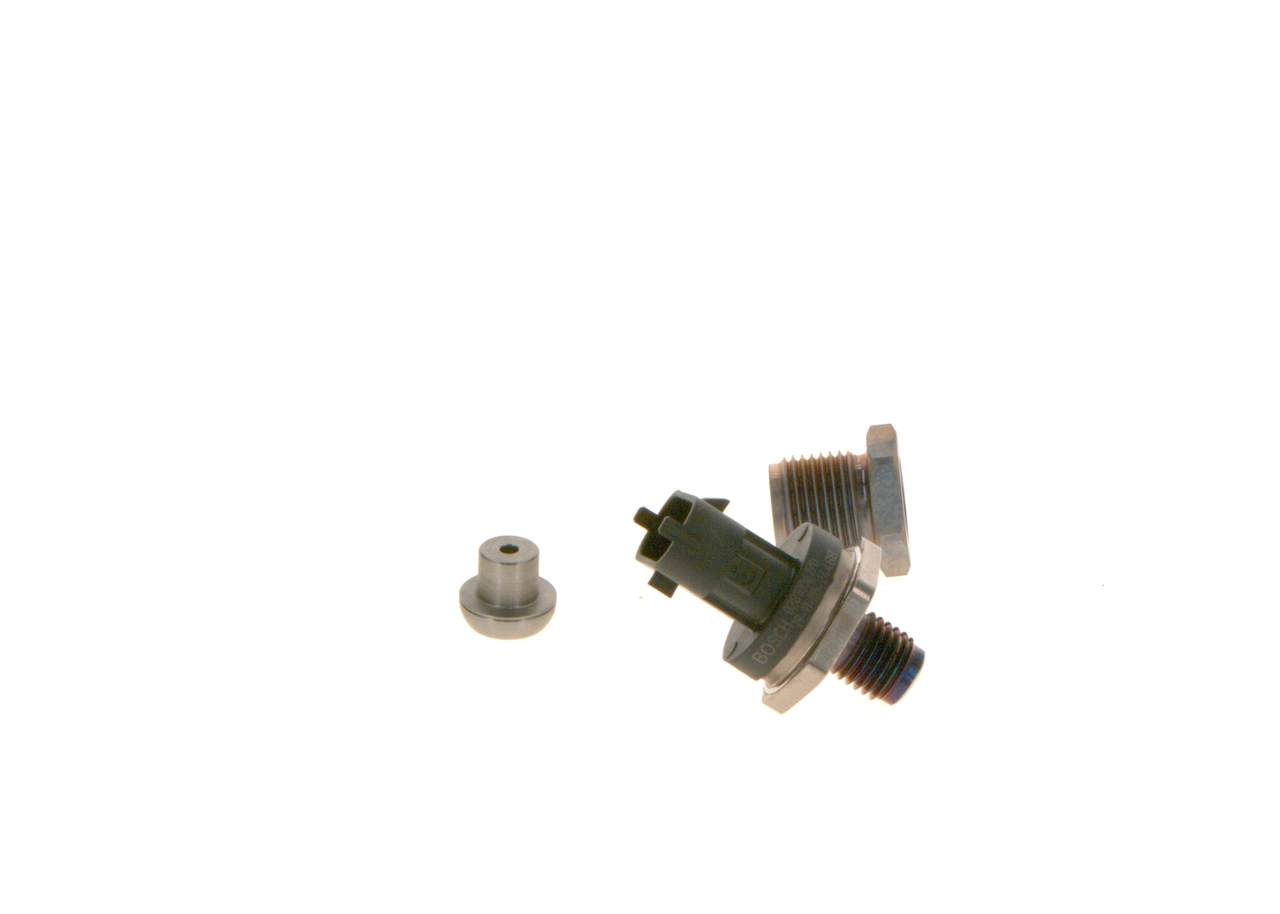 Купити F00R004272 Bosch Датчик тиску палива